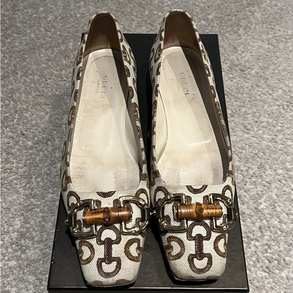 Authentic Gucci Flats - Size 7 - Picture 3 of 5